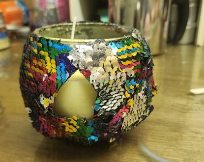 HANDMADE CANDLES